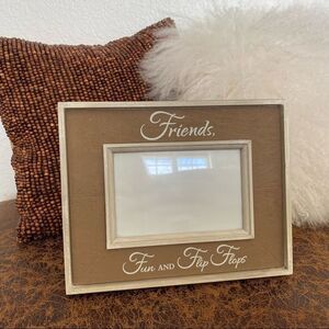Friends Wood Picture Frame Farmhouse Beach Summer Style Fun Flip Flops 4x6 photo